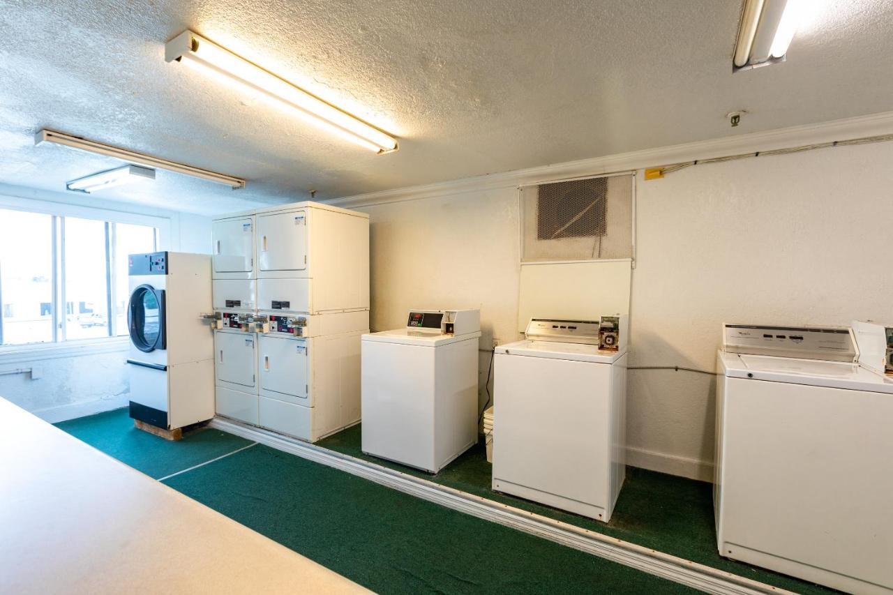Grand Shores West Redington Shores Exterior photo