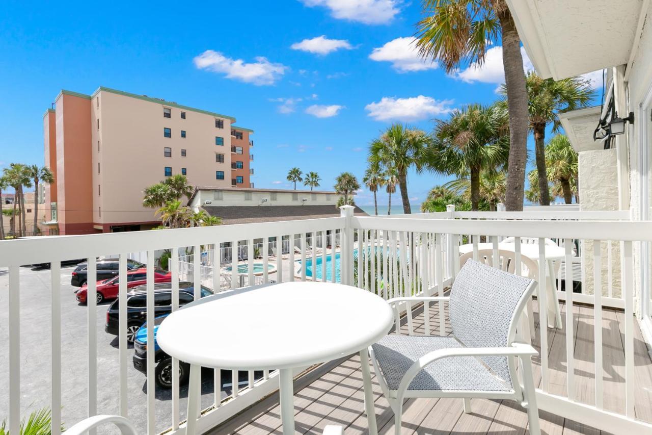 Grand Shores West Redington Shores Exterior photo