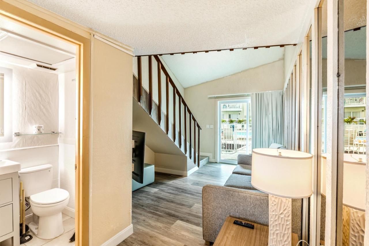 Grand Shores West Redington Shores Exterior photo